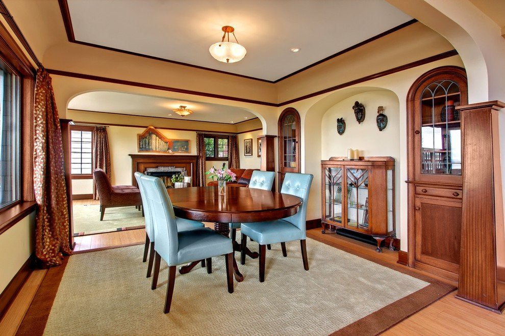 craftsman house dining room