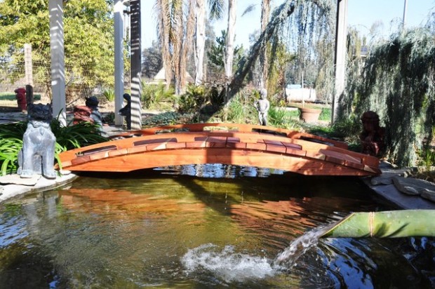 Amazing-Garden-Bridge-Design-Ideas