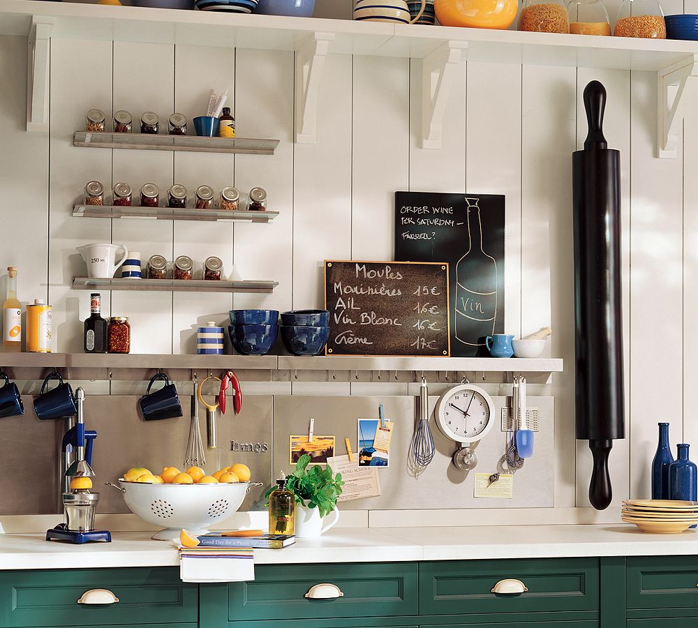 Creative-Wood-Wall-Kitchen-Cabinet-Storage-Ideas