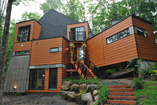 Using seven recycled shipping containers