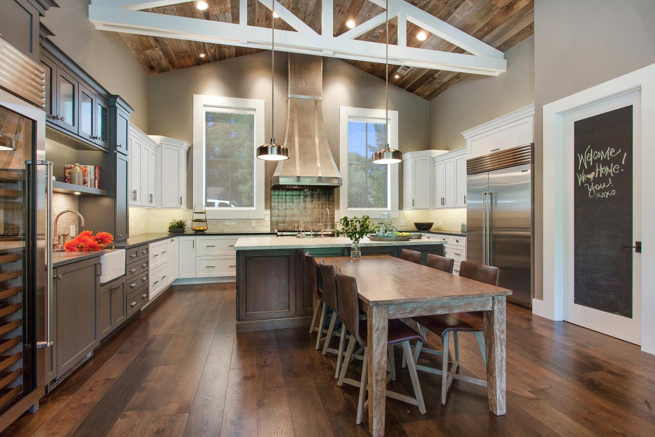 Contemporary Farmhouse Kitchen