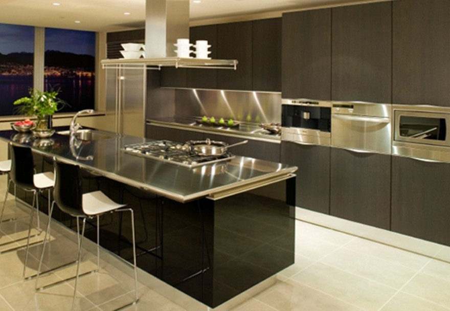 Deluxe-Kitchen-Designs-With-Stainless-Steel-Island-Seating