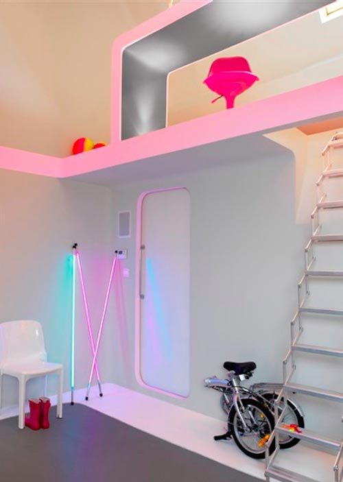 Interior-Design-in-Colorful-Neon