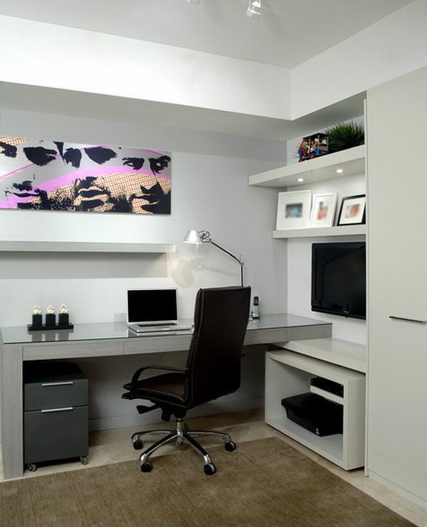 Modern-Home-Office-in-Florida-with-unassuming-simplicity