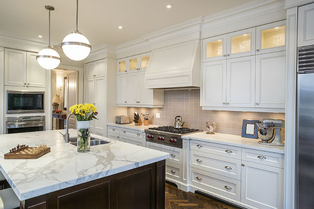 Modern traditional tops the list of 2015 kitchen trends