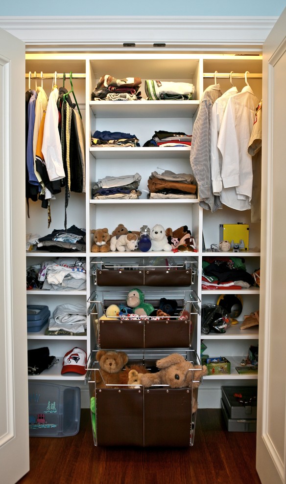 Traditional-with-childrens-closet-drawers