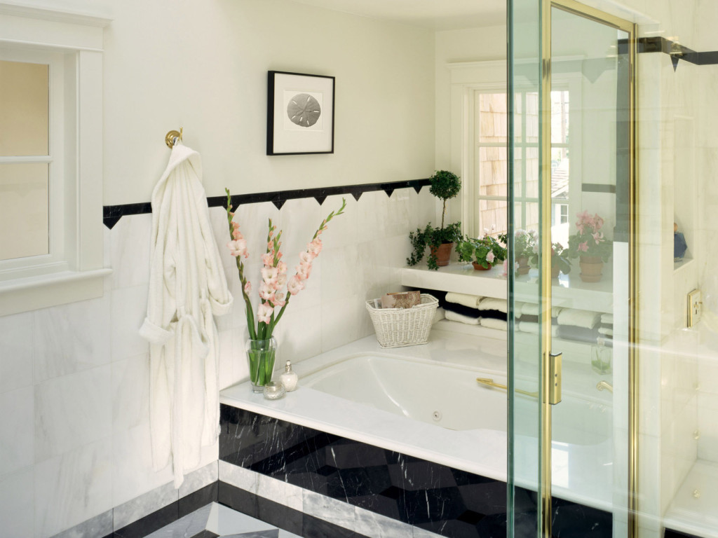 Black and White Bathroom