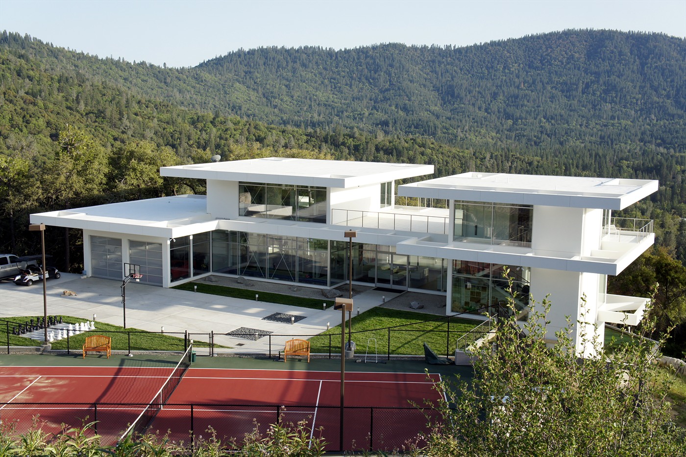 ultra-modern-glass-houses