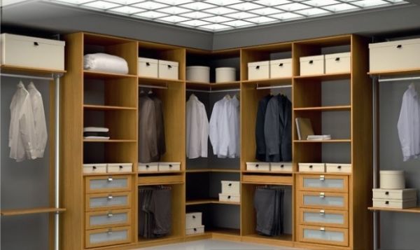 walk-in-closet-design-with-many-drawers-for-storage-2