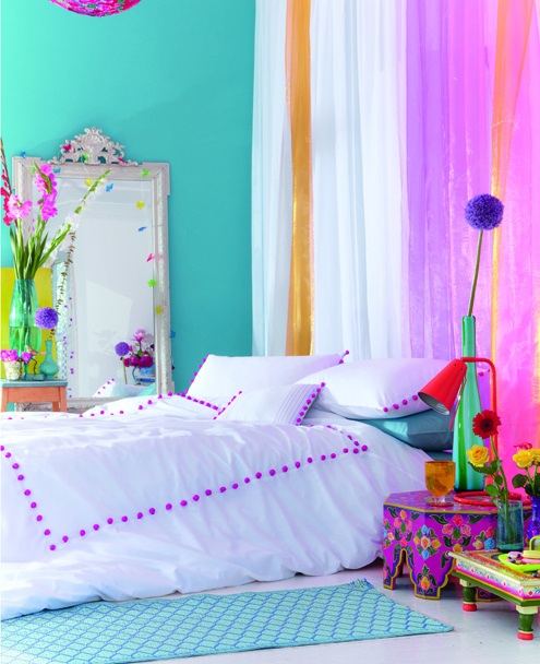 Bright-Colored-Bedroom