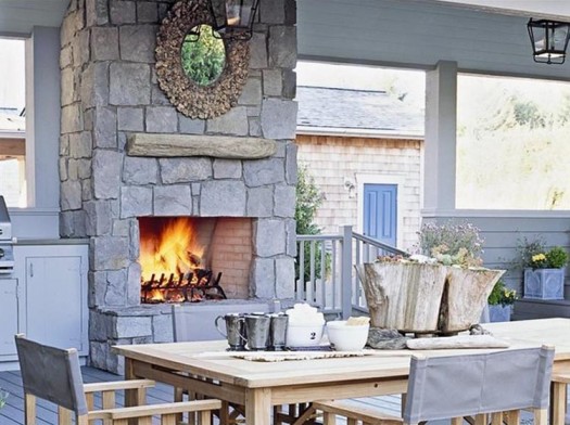 Coastal style Outdoor Kitchen and Dining