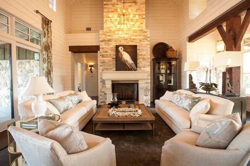 Farmhouse-Living-Room-with-White-Furniture