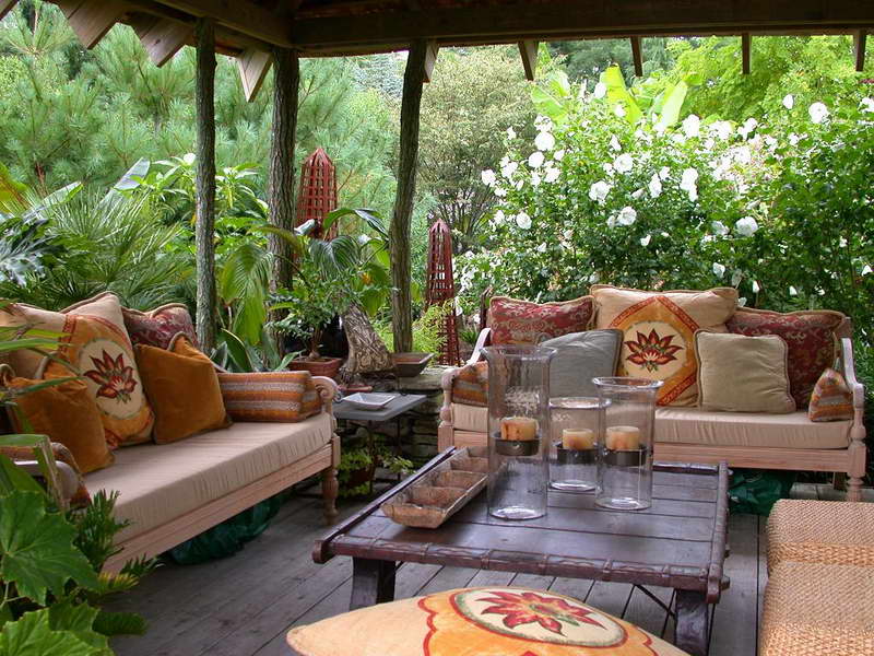 Midcentury Outdoor Designq