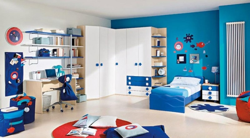 Red-White-and-Blue-Scheme-also-desk-also-bookself-and-circle-rug-801x490
