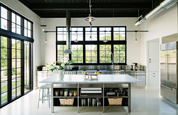 Stainless-steel-surfaces-in-an-industrial-kitchen