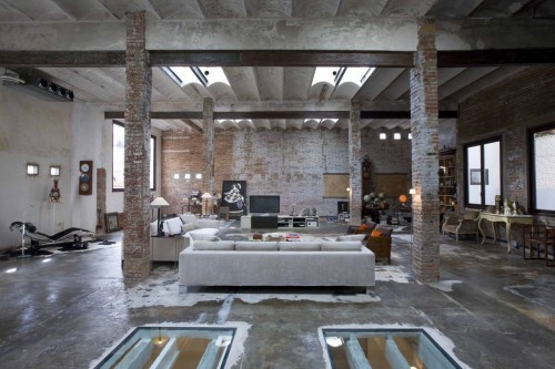 industrial-loft-modern-house-interior-conversion-idea1-500x333