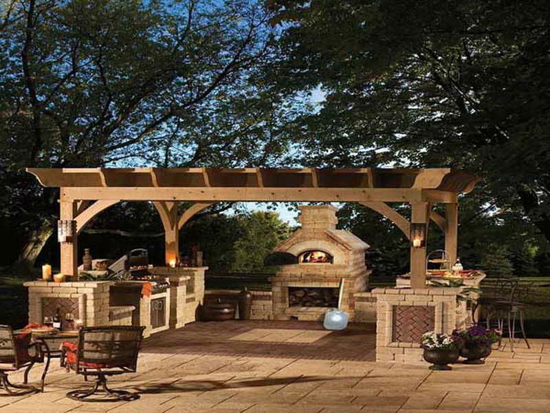 mid-century-outdoor-dining-room