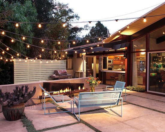 midcentury-patio