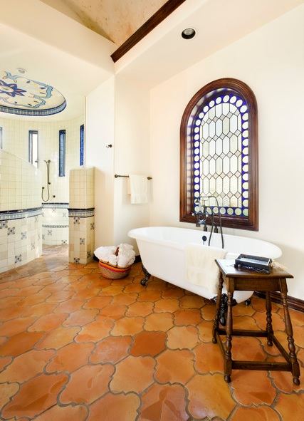spanish-mediterranean-bathroom
