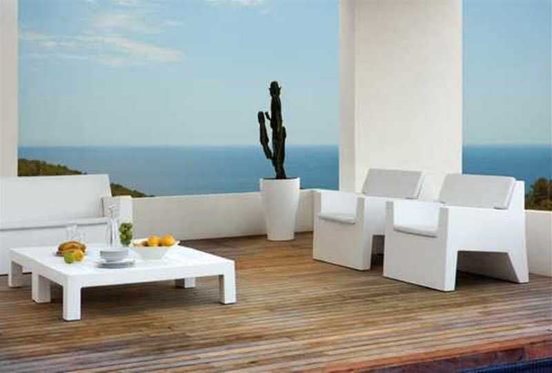 Modern-Outdoor-Furniture-Design-Ideas-Jut-Collection-by-Vondom-
