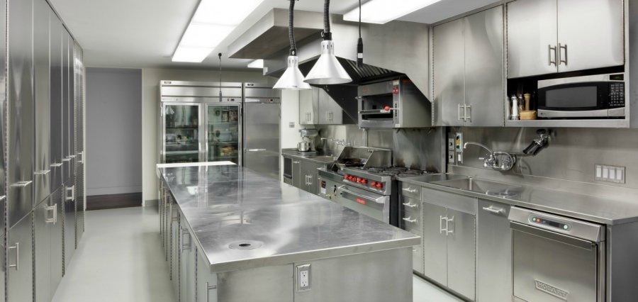 Stainless-Steel-Kitchen-Design-Ideas