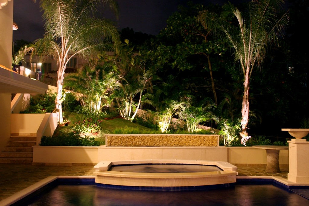 Treasure-Coast-homes-deserve-the-best-outdoor-lighting