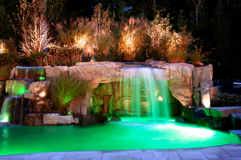 backyard-luxury-swimming-pool-waterfall-