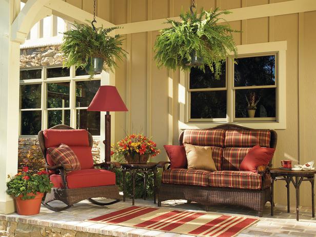 front-porch-decorating-ideas-on-a-budget