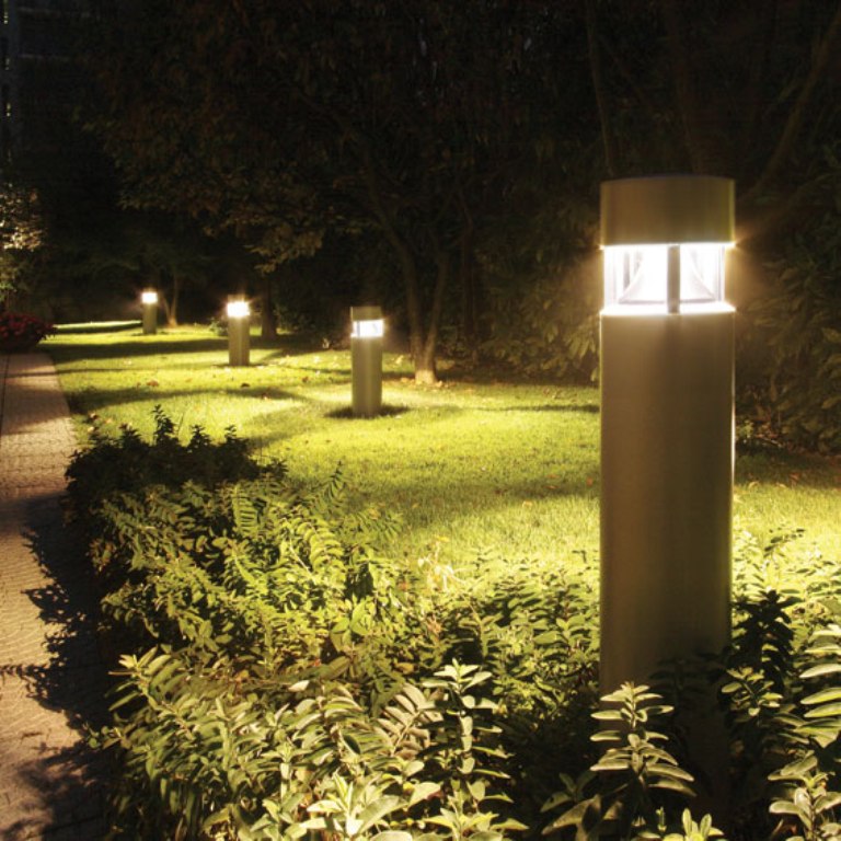 garden bollards