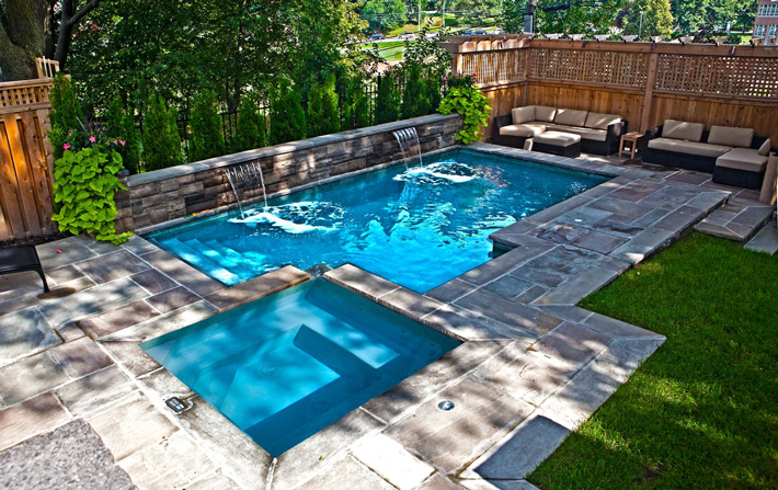 picturesque-small-backyard-pool-designs