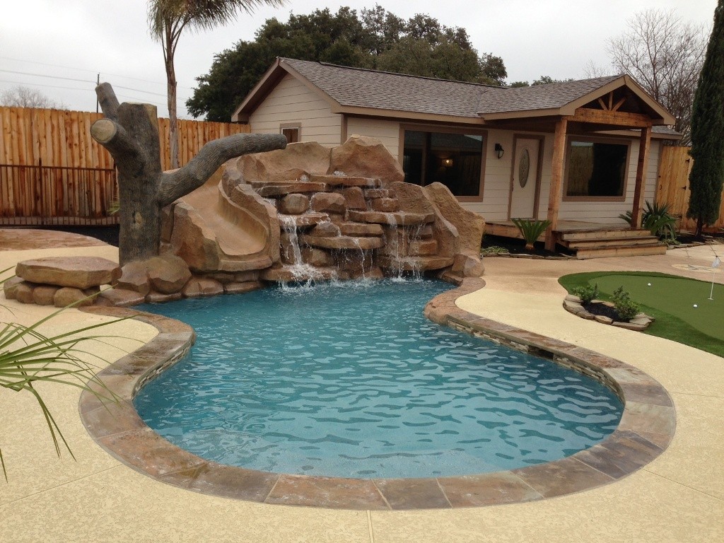 small-back-yard-swimming-pool-design-3-small-backyard-pools-design-ideas-