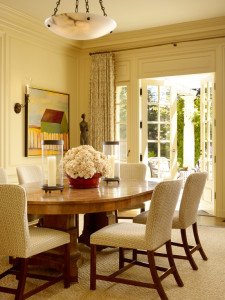 25 Elegant Dining Table Centerpiece Ideas