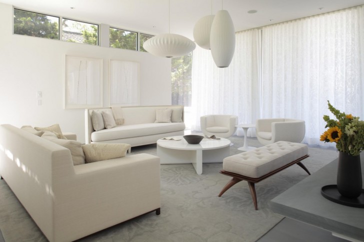 white-living-room-minimalist-decoratio