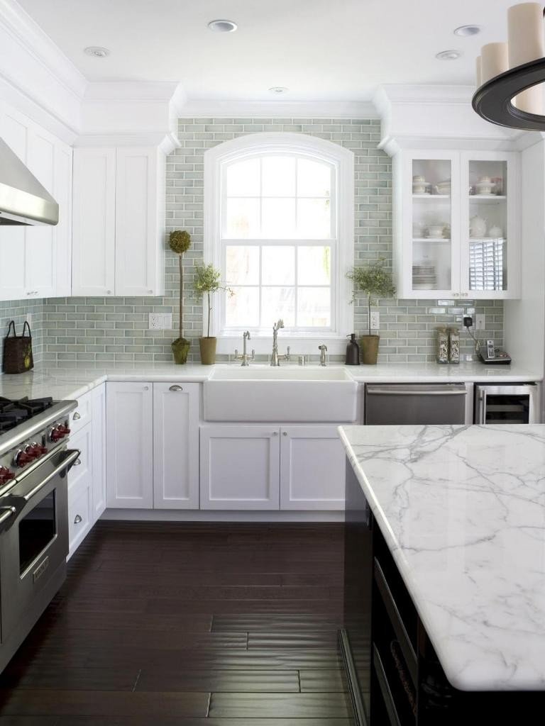 Absorbing-Marble-Countertops-for-White-Kitchen-Ideas-