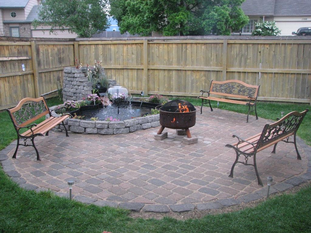 Backyard-Ground-Outdoor-Fire-Pit-Design-Ideas