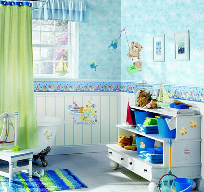 Colorful-Kids-Bathroom-Wall-Art-Ideas