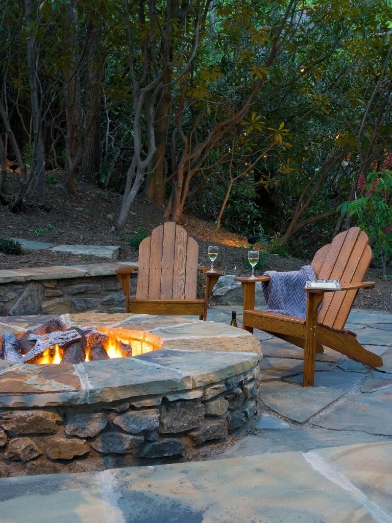 Designs-gray-contemporary-outdoors-fire-pit_