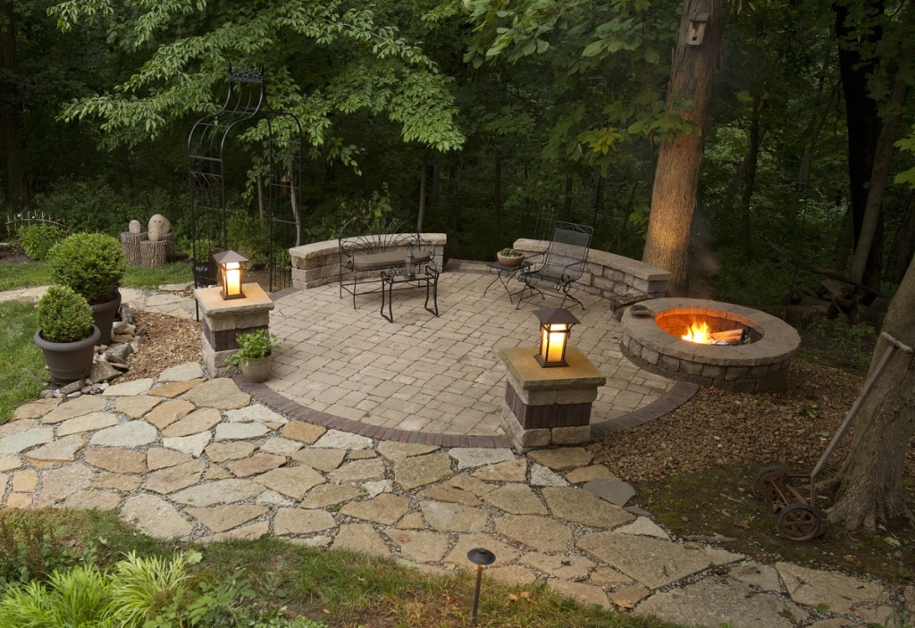 Stunning-Fire-Pit-Garden-Ideas-Design