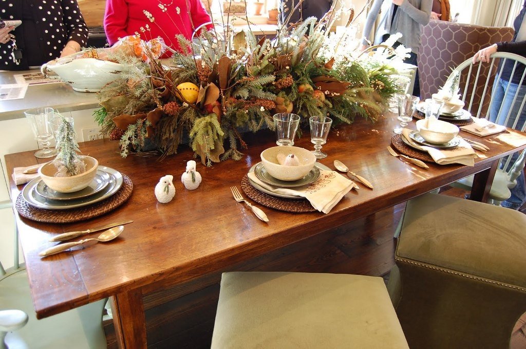 decoration-ideas-magnificent-and-minimalist-natural-christmas-dining-table-centerpieces