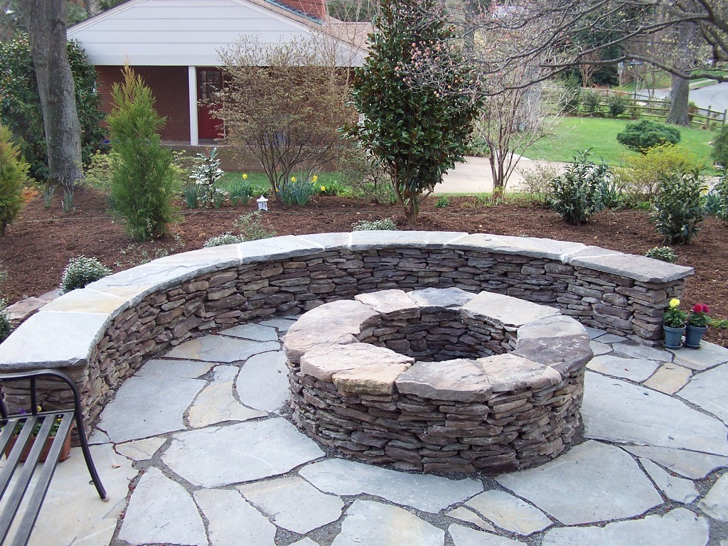 diy-cheap-outdoor-fire-pit-design-area-