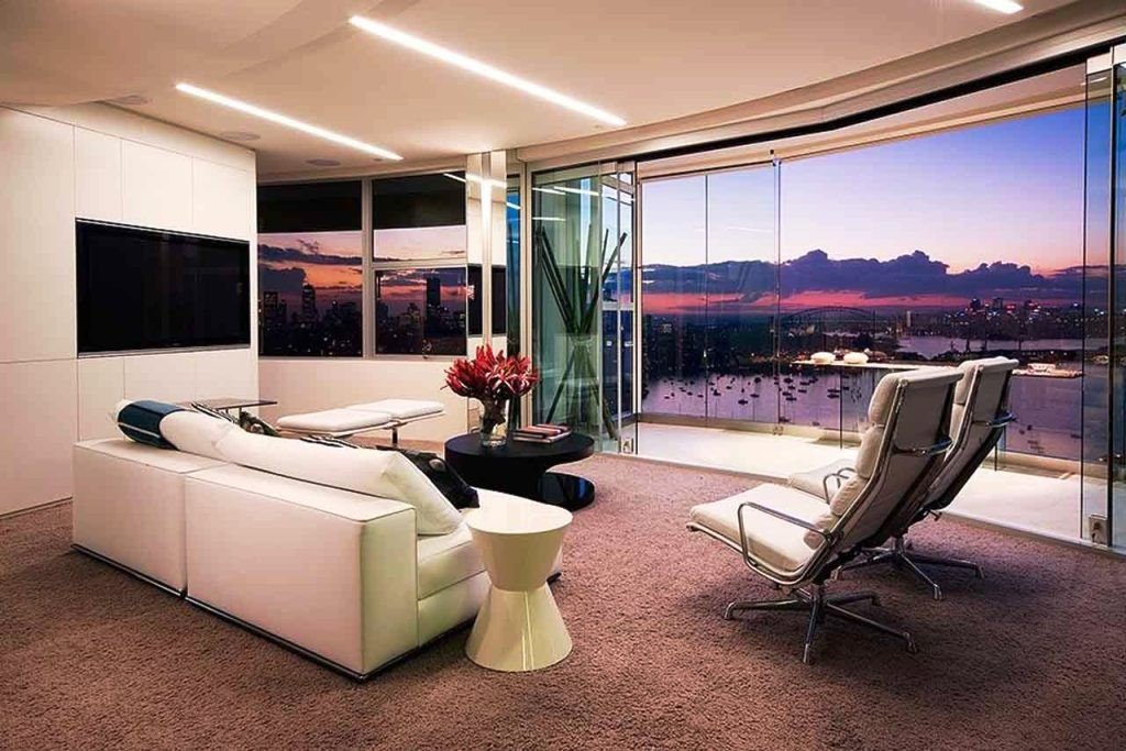 nice-modern-apartment-with-set-design