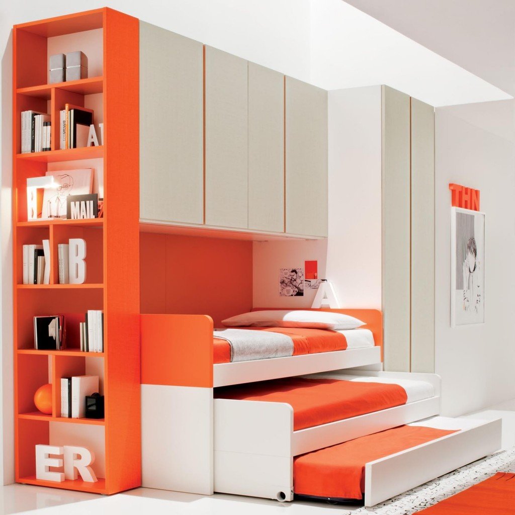 stylish-three-level-trundle-beds-for-kids_rich-orange-bedding-sheet_