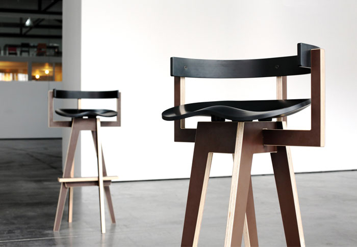 varnished-birch-plywood-bar-stool