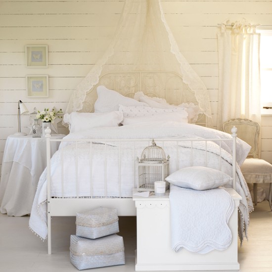 Country-White-Bedroom-Ideal-Home