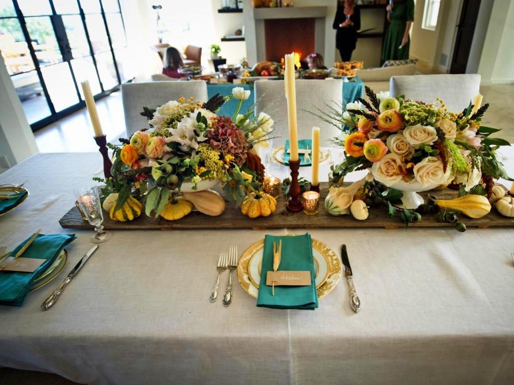 Thanksgiving-autumnal-table-setting