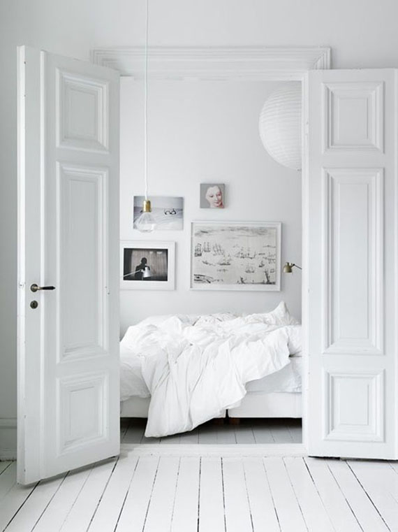 all-white-bedroom-petra-bindel