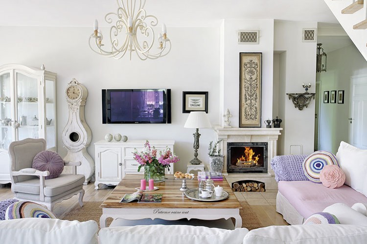 shabby-chic-villa-in-poland-romantic-interiors-white-home-interiors-