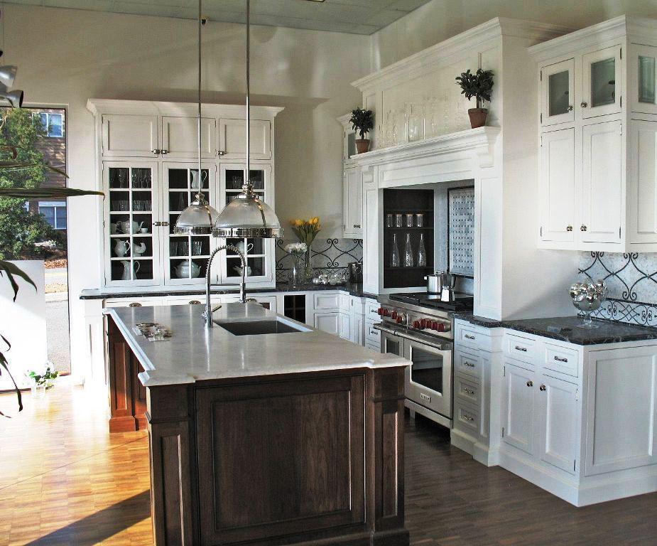 Traditional-Kitchen-Designs-for-Small-Kitchens