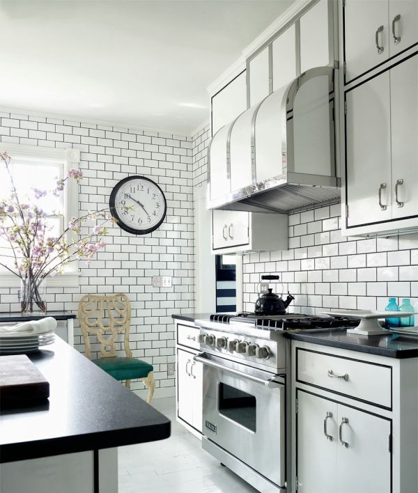 wpid-black-and-white-tile-floors-kitchen-1