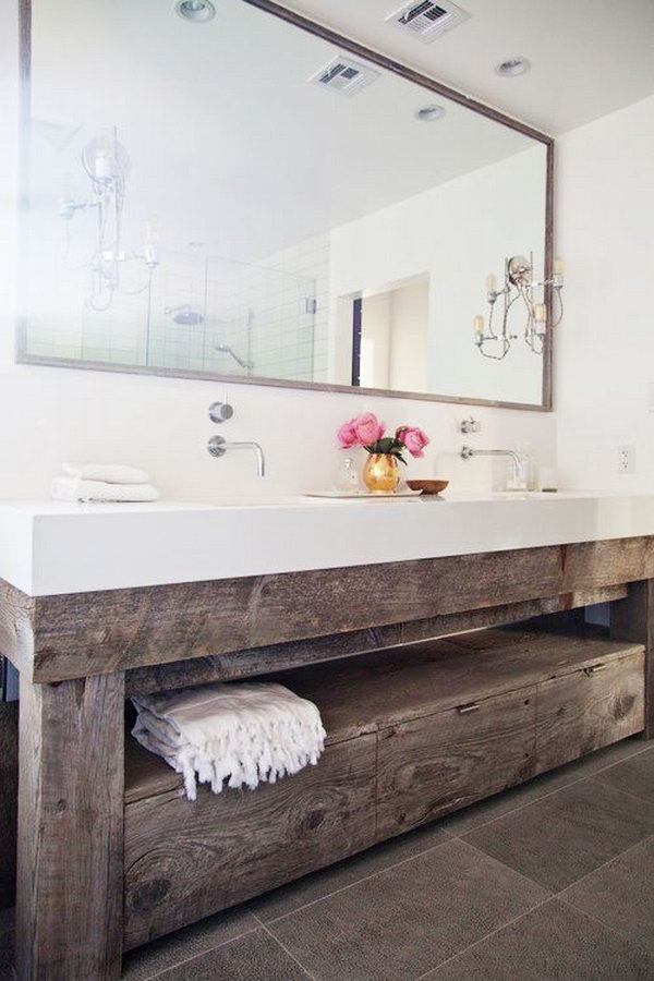 Reclaimed Wood For Vintage Bathroom